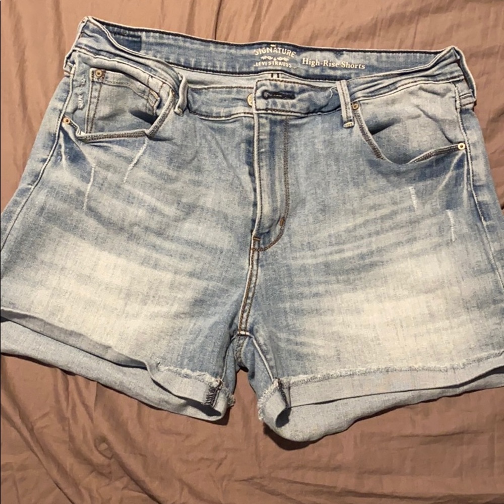Women's clothes